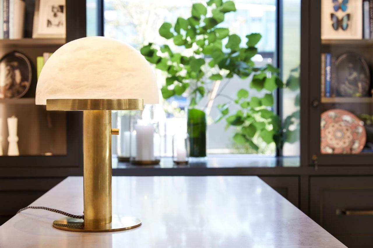 The Whitney Hotel Βοστώνη Εξωτερικό φωτογραφία A table lamp