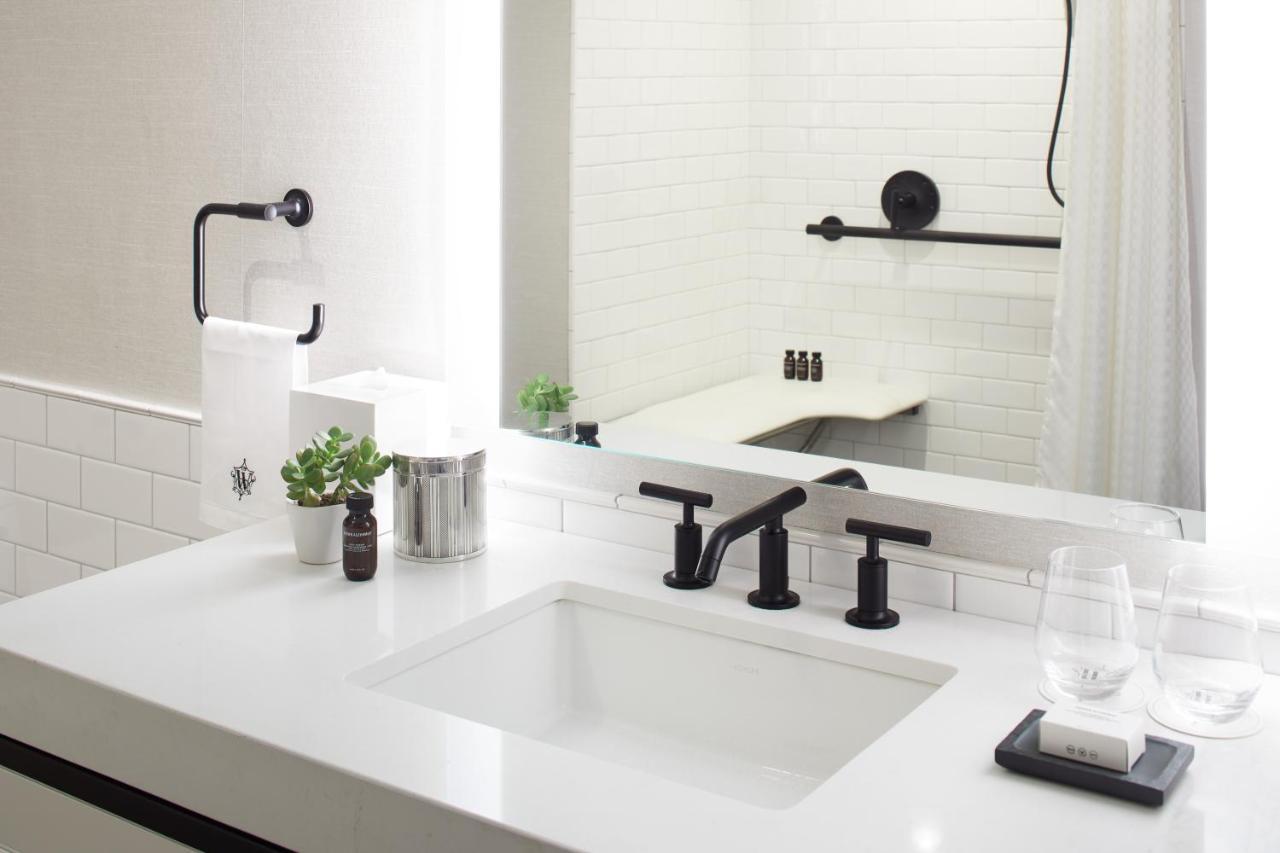 The Whitney Hotel Βοστώνη Εξωτερικό φωτογραφία Bathroom fixtures